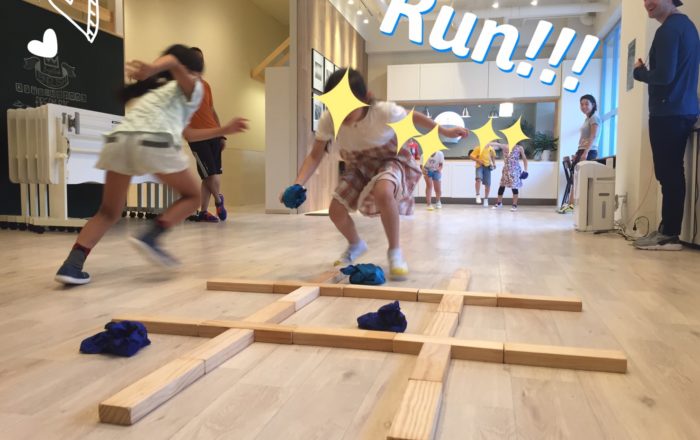 アクティビティ満載のゲームデイ！頭と体をつかってチームで競争！