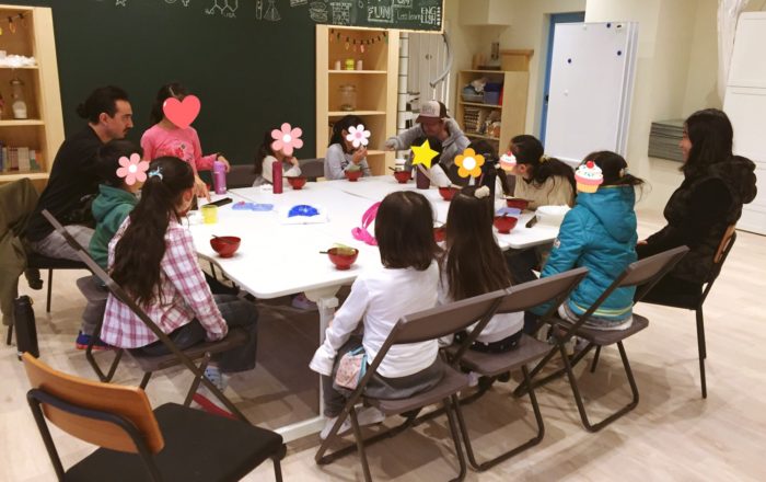 全員の好きな色覚えられたかな？／夜はホットチョコーレトで温まりました！