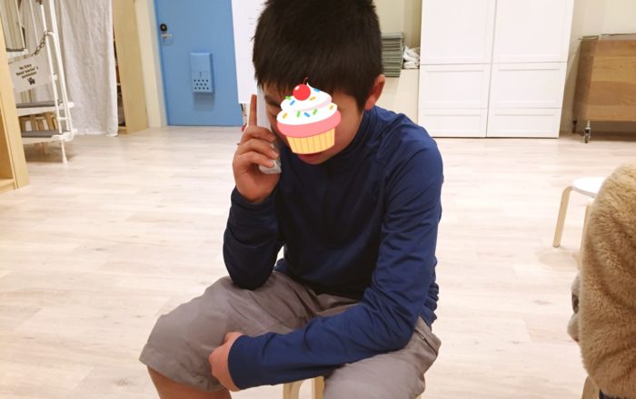 外人さんからの電話！英語でこたえられるかな？