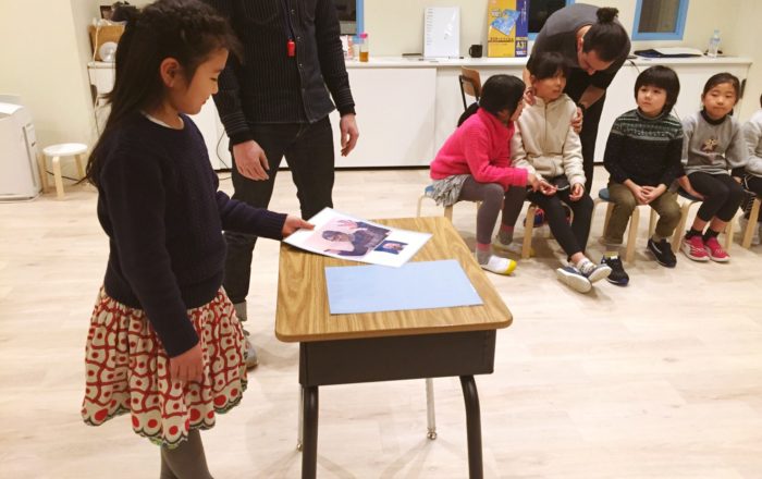 アメリカの人気番組を真似てクイズ大会