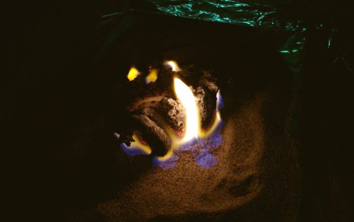 化学実験でできた不思議な物体。。。