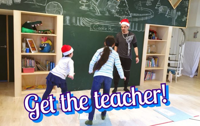 Green light, red light.（だるまさんがころんだ）単語力とリスニング力の腕試し！