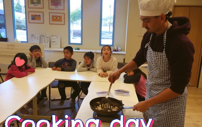 香ばしい匂いにさそわれて、、、クッキングタイム／ナイトコース：ストーリーを読み取ろう！