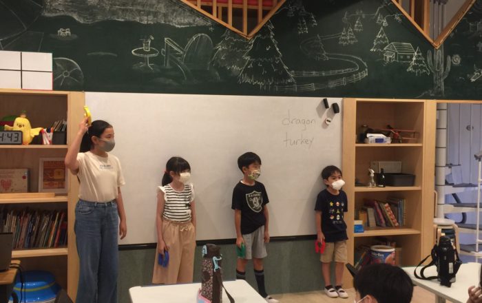 赤ずきんと３匹のこぶた