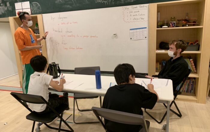 木曜日のナイトクラス