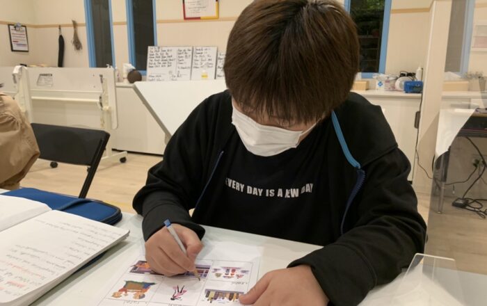 火曜日のナイトクラス