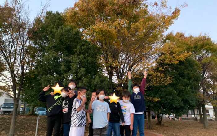 Let’s go swinging!（ブランコで遊ぼう）