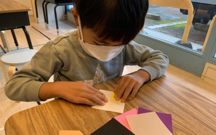 Let’s make a wreath!（リースを作ろう！）