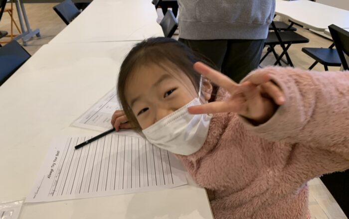 Today’s workshop is reading and writing（今日のワークショップはリーディングとライティングです）