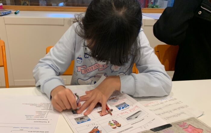 火曜日ナイトクラス