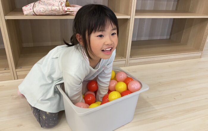 【都筑校】お宝はどこかな？英語で宝探しゲーム！