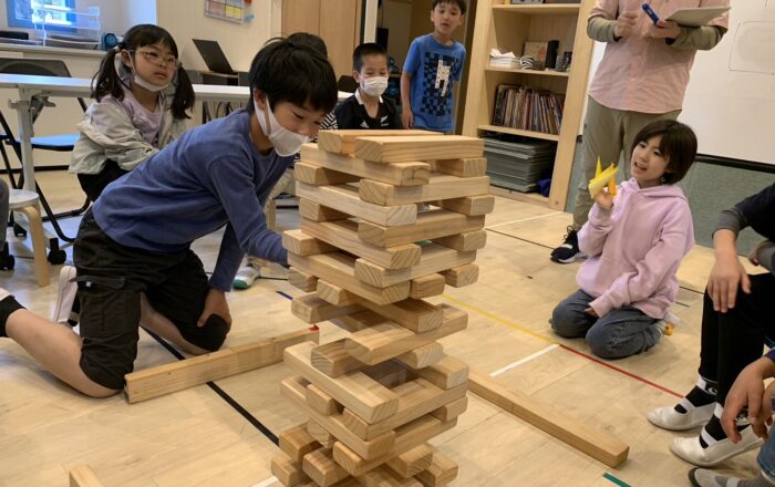 【青葉校】みんなでジェンガをやってみよう！