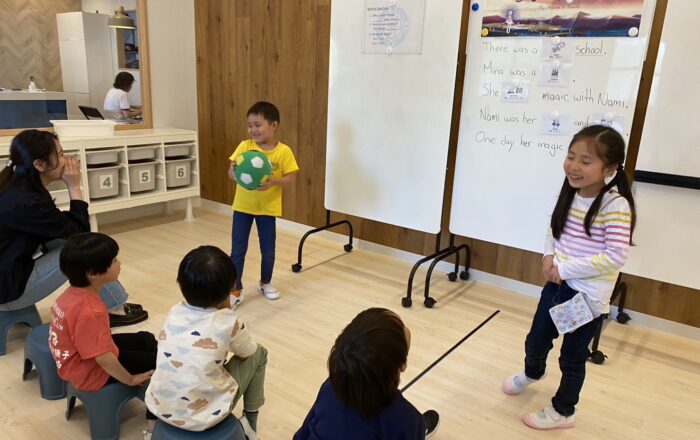 【都筑校】英語の発音の練習をたくさんしました！