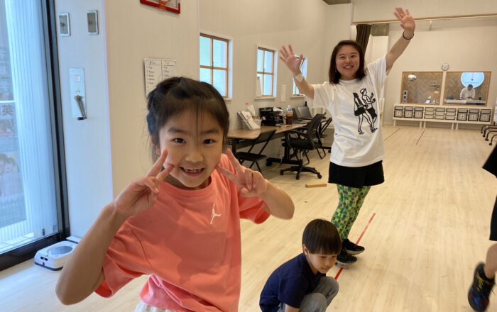 【都筑校】英語じゃんけんとバランスゲームの日！