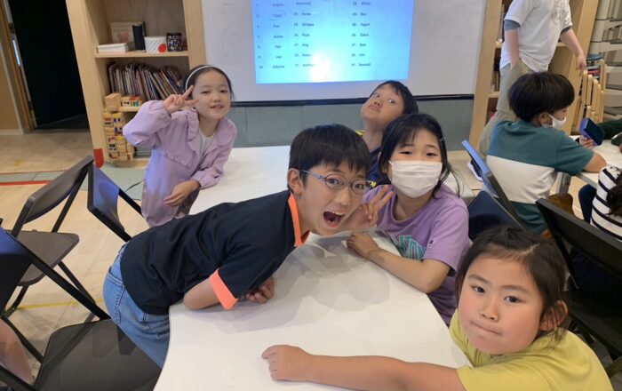 【青葉校】単語の絵を決められた線の数で書いていこう！