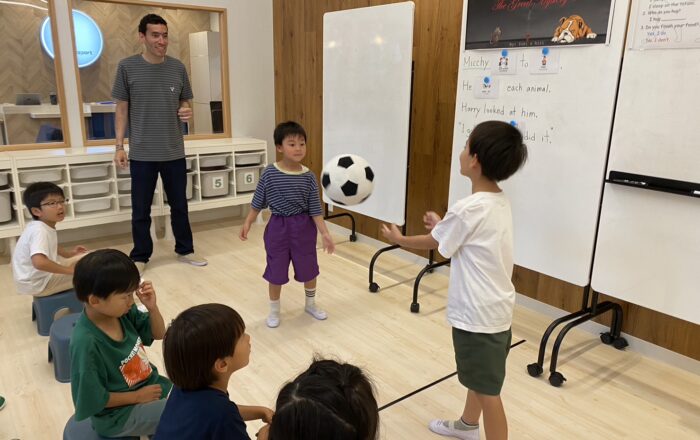 【都筑校】今月の新しいQ＆Aを学習しました！