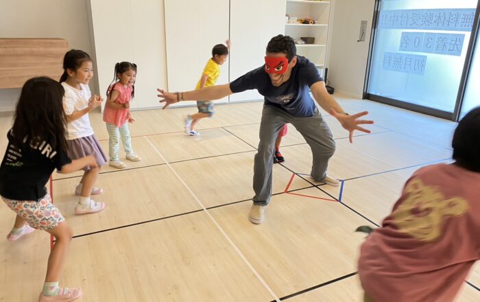 【都筑校】目隠し英語鬼ごっこをやりました！