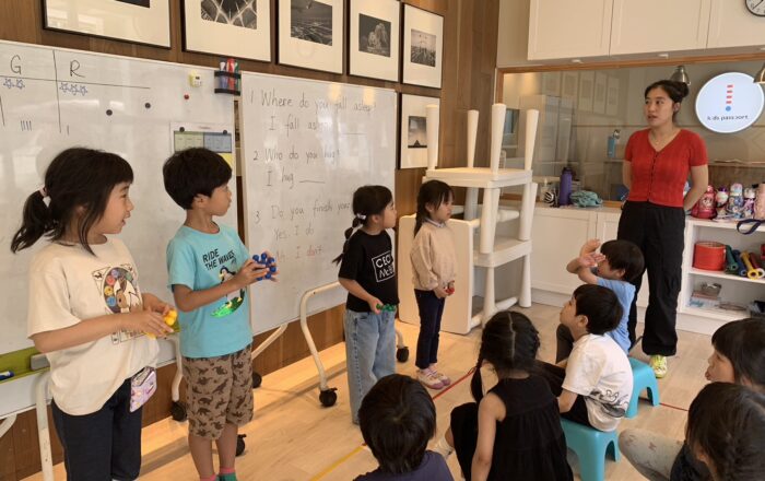 【青葉校】Where do you fall asleep？（あなたはどこで寝ますか？）