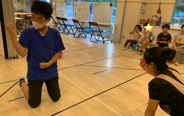 【青葉校】10秒間で好きな単語を選べ！４cornersゲーム！