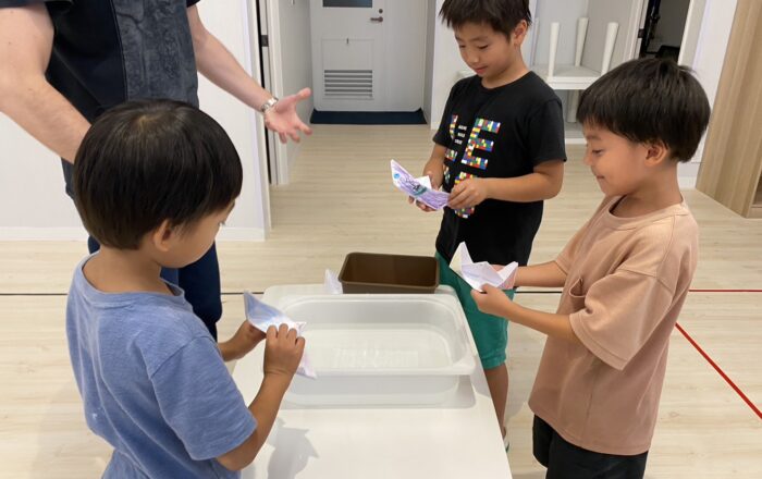 【都筑校】ボートを浮かべちゃおう！