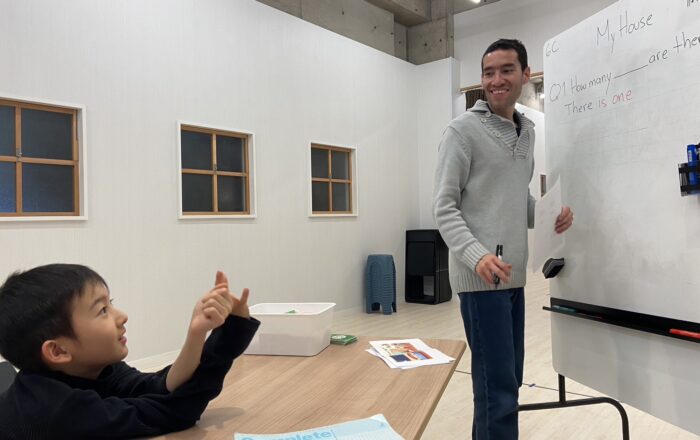 【都筑校】火曜日のナイトクラスの様子